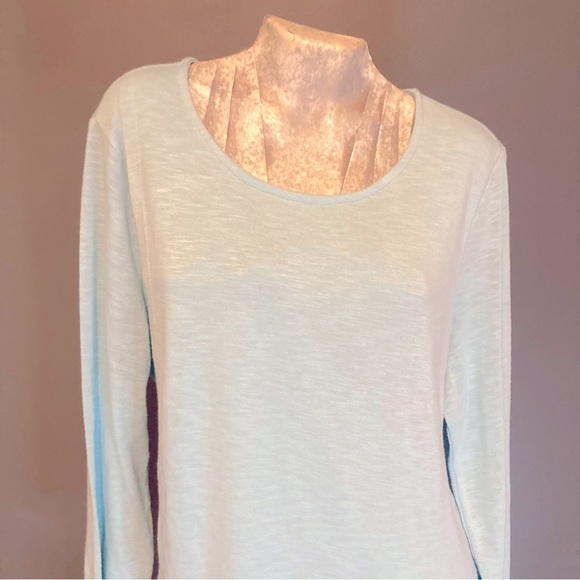 Weekends by Chico's Size 2 Scoop Neck Pullover Top Light Aqua Relaxed Fit Shirt - Picture 2 of 11